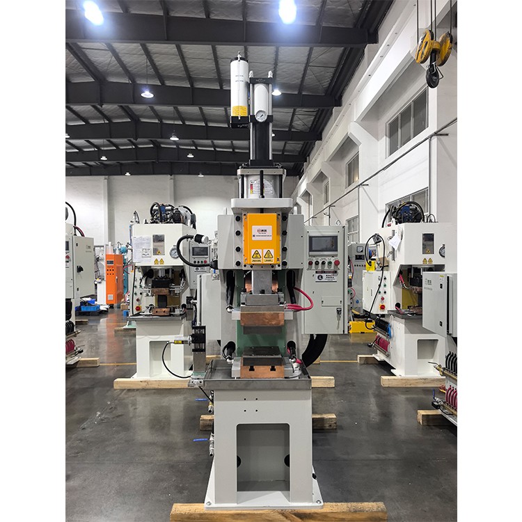 hybrid Diffusion Welding machine1 hybrid Diffusion Welding machine1