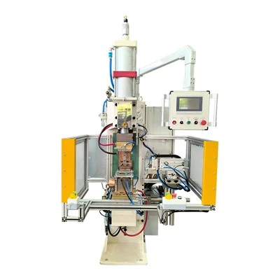 Automotive Latch Varma Staking Maŝino